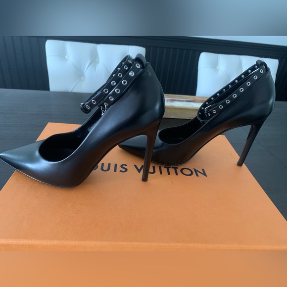 Louis Vuitton black Call Back Pump - Picture 8 of 10